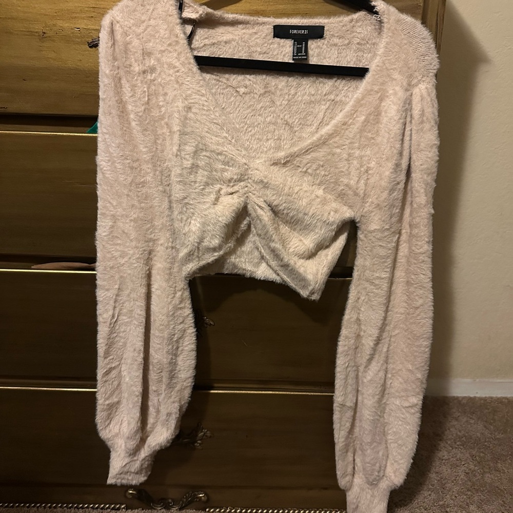 Forever 21 Soft Beige Long Sleeve Crop Top